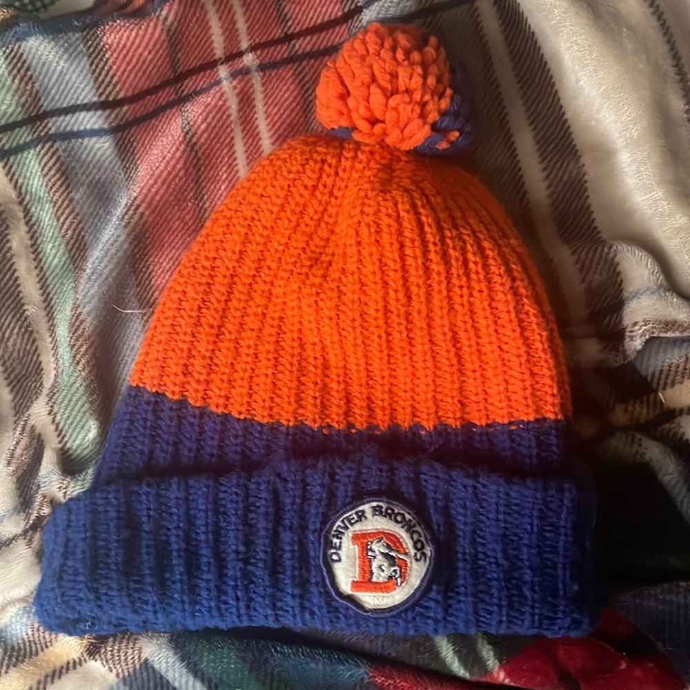 Vintage Denver Broncos Beanie